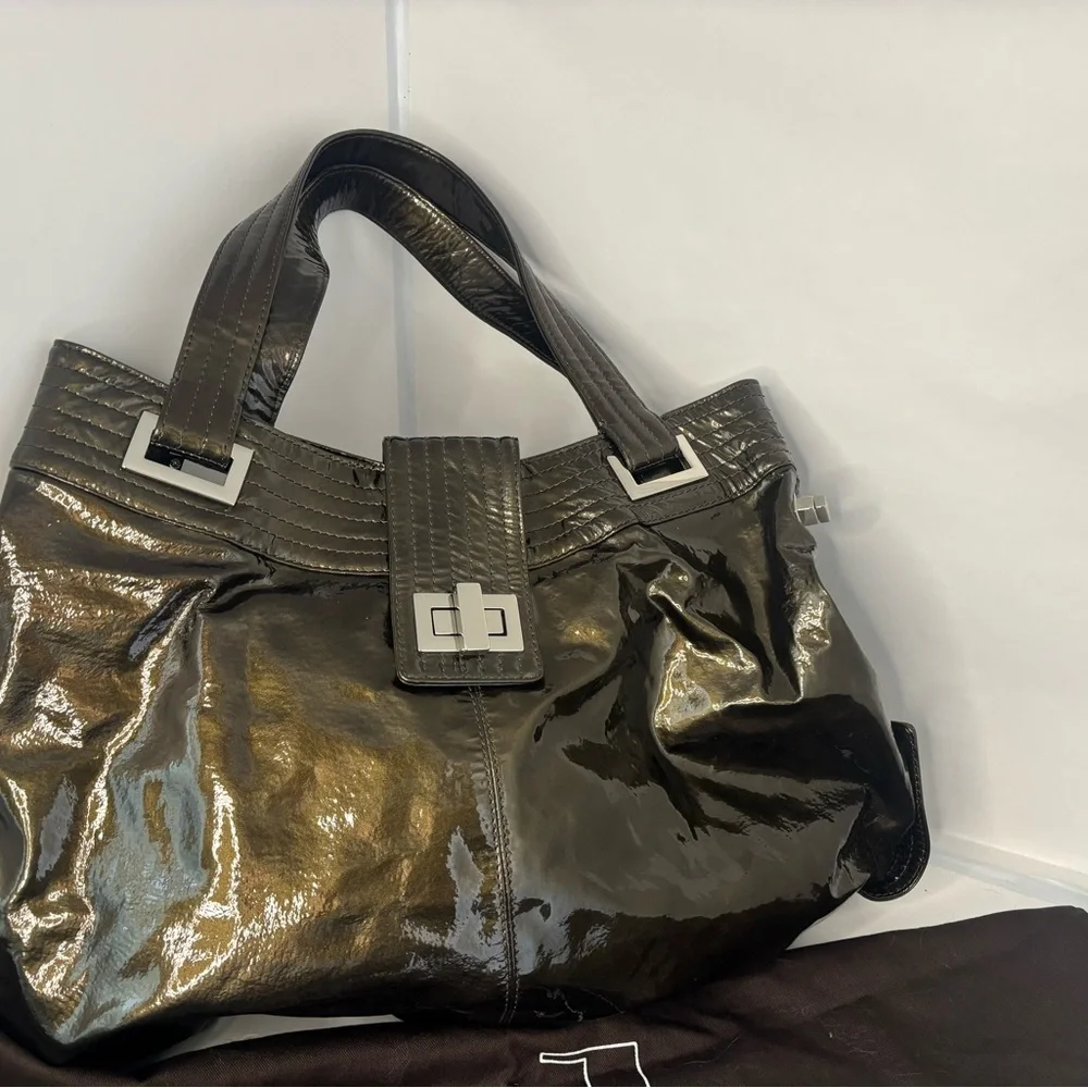 Kooba greenish Patent Leather Shoulder Bag with dust bag - Picture 2 of 16